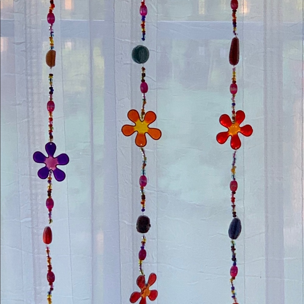 Chakra Rainbow Beaded Suncatcher Flower Strand - Picture 4 of 13